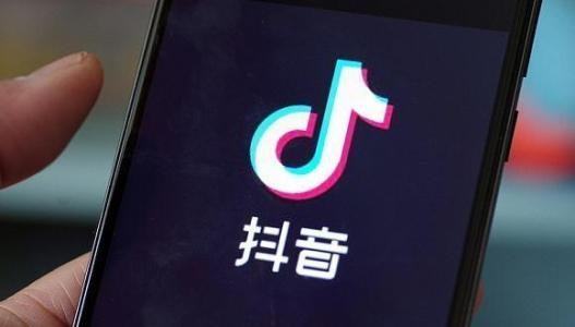 如何通过抖音免费涨粉8000?掌握这些技巧,让你快速突破粉丝瓶颈!