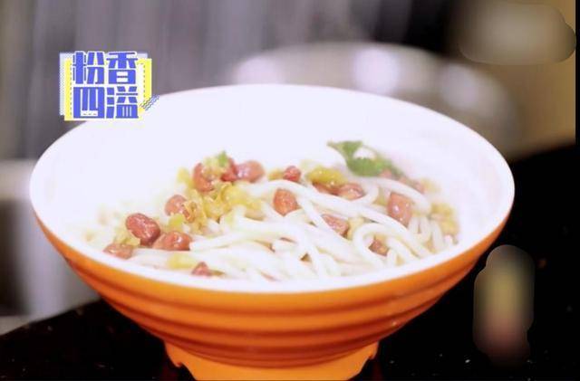 粉丝泡多久涨?揭秘完美泡制技巧,打造美味可口的“饭泡”